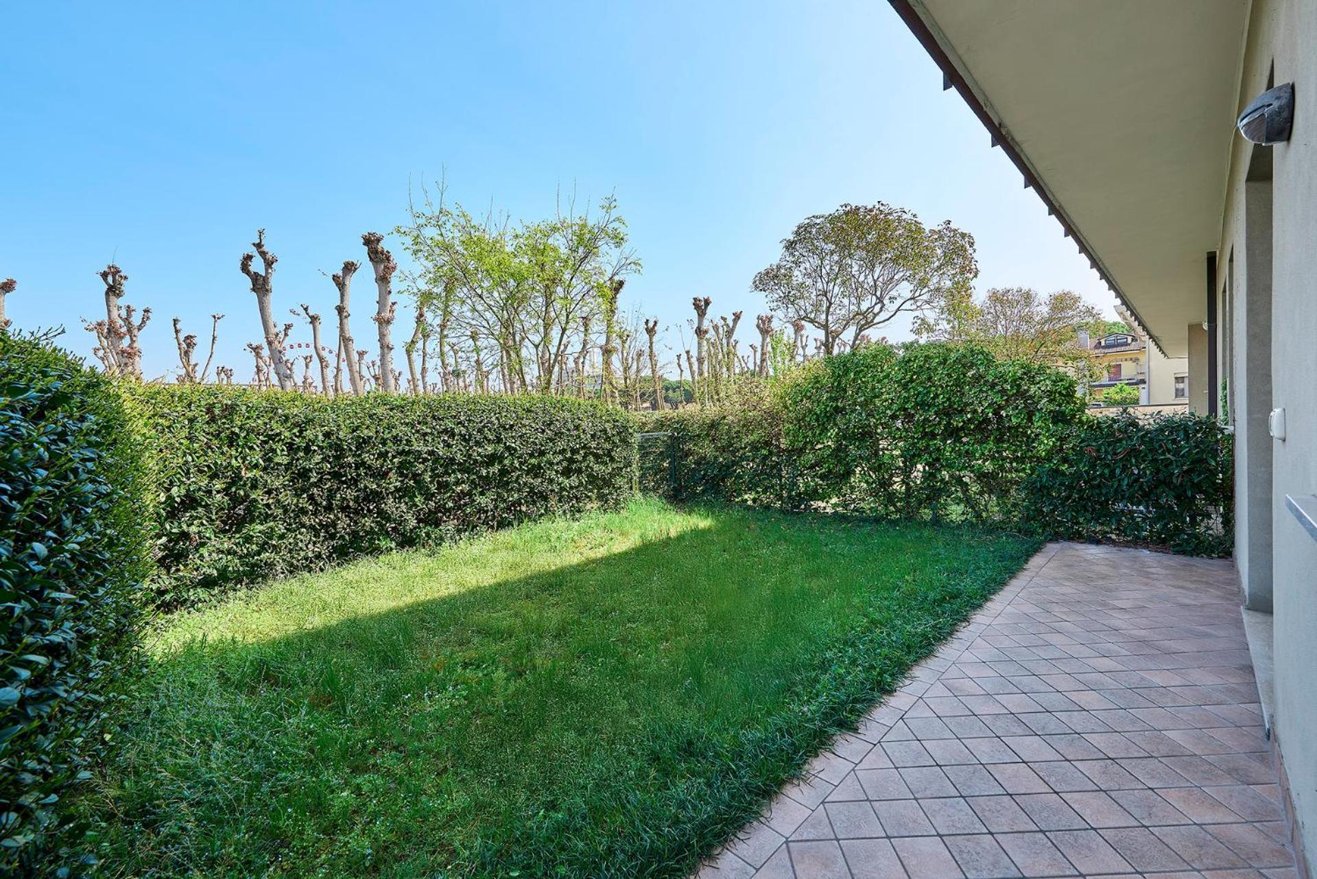 Garden House - Host Solution Appartamento *